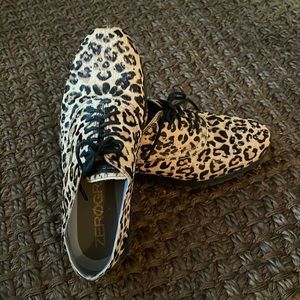ZERØGRAND by COLE HAAN size 7.5